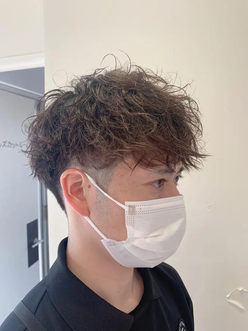 ショート パーマ メンズ メンズパーマ スパイラルパーマ カット パーマ 失敗しないパーマ 稲葉/草薙のヘアスタイル