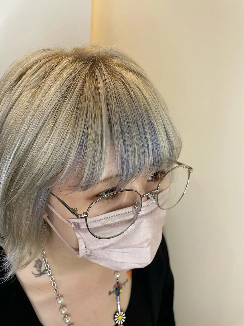 ショート カラー NINE+/代表 ブリーチ特化型サロンのヘアスタイル