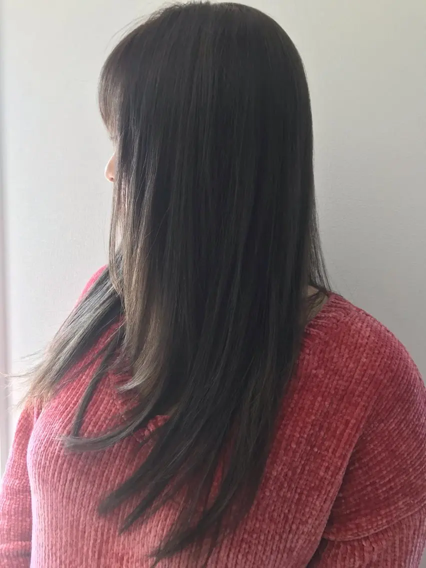 ロング カラー グレージュ 🔹TOMO🔹 圧倒的経験値🔹のヘアスタイル