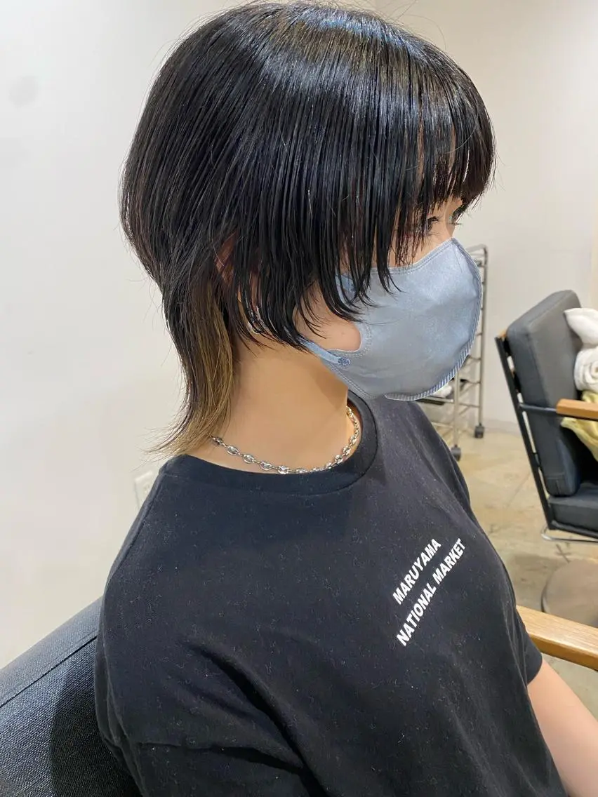 ショート カラー インナーカラー ウルフカット レイヤー/大人ボブ 渡邉【日吉美容室】のヘアスタイル