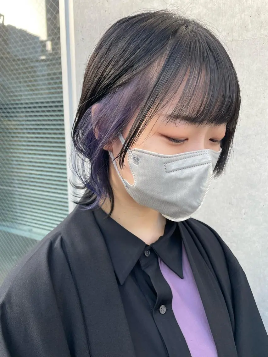 ミディアム カラー ブリーチ ケアブリーチ ダブルカラー インナーカラー パープルカラー インナーカラー 推し ブリーチ  髪質改善のヘアスタイル