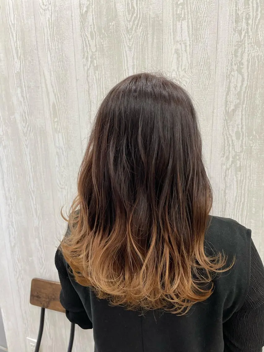 ミディアム カラー ベージュカラー グラデーションカラー TELA HAIR 守谷のヘアスタイル