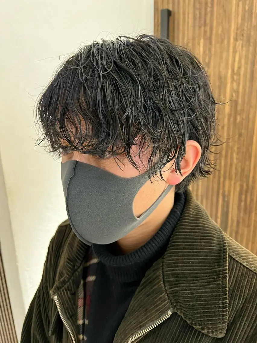 ショート パーマ メンズ 波巻きパーマ カット パーマ トリートメント 波巻きスパイラルパー マ/シャドウパーマ駿のヘアスタイル