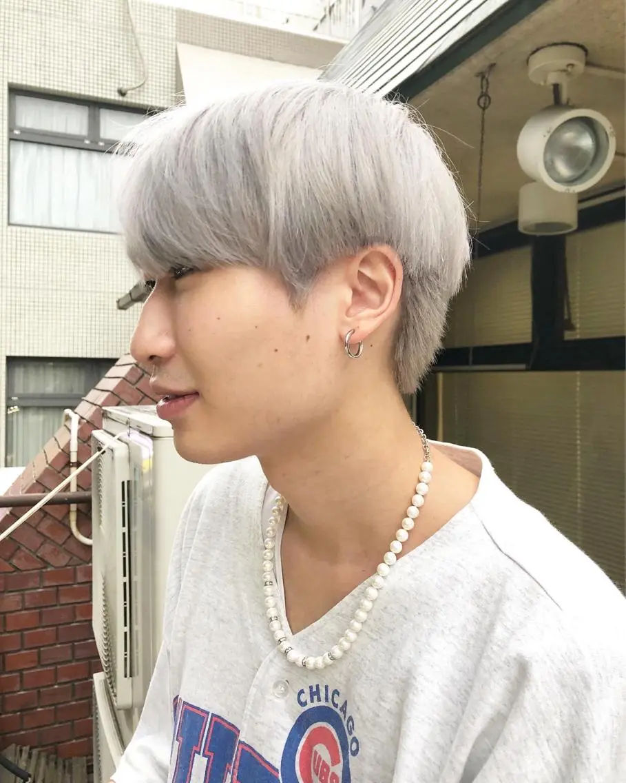 カラー ヘアアレンジ メンズ シルバー カット ヘアカラー トリートメント ヘアセット メンズ特化✂️栗原 侑也のヘアスタイル
