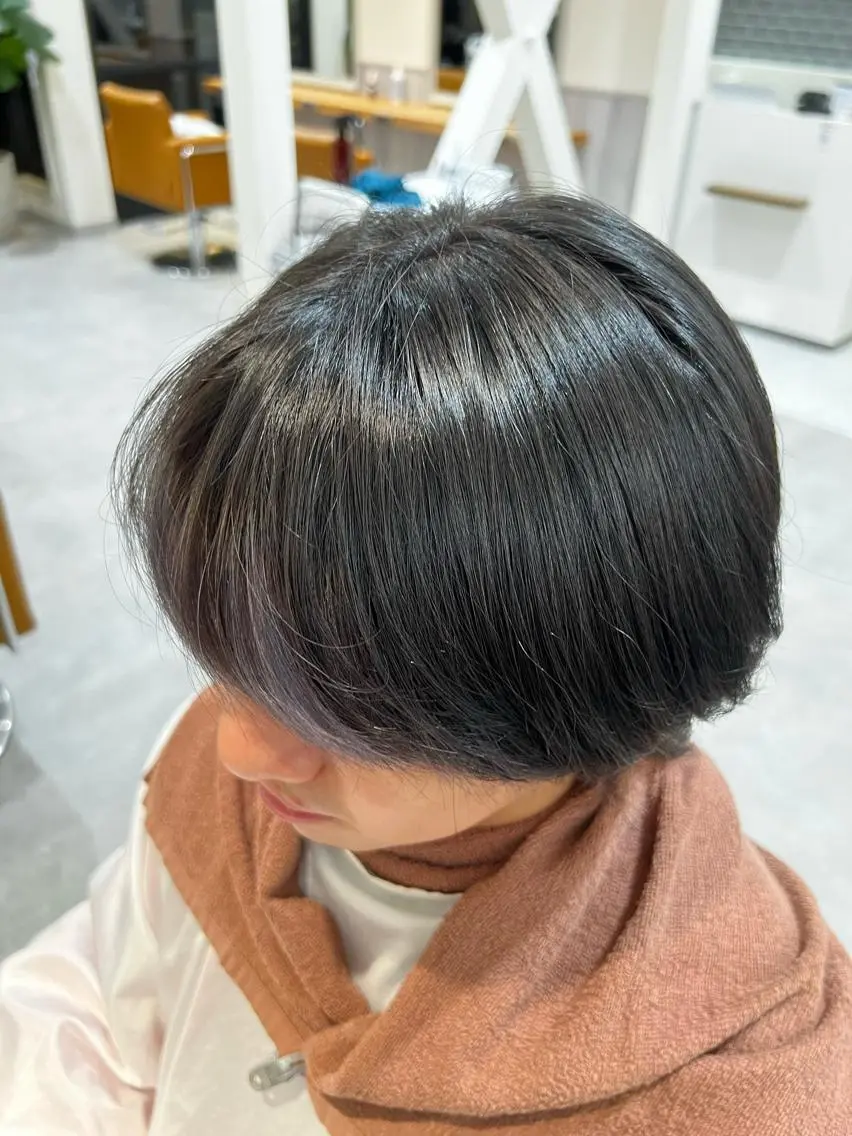 カラー 荒井 春輔のヘアスタイル