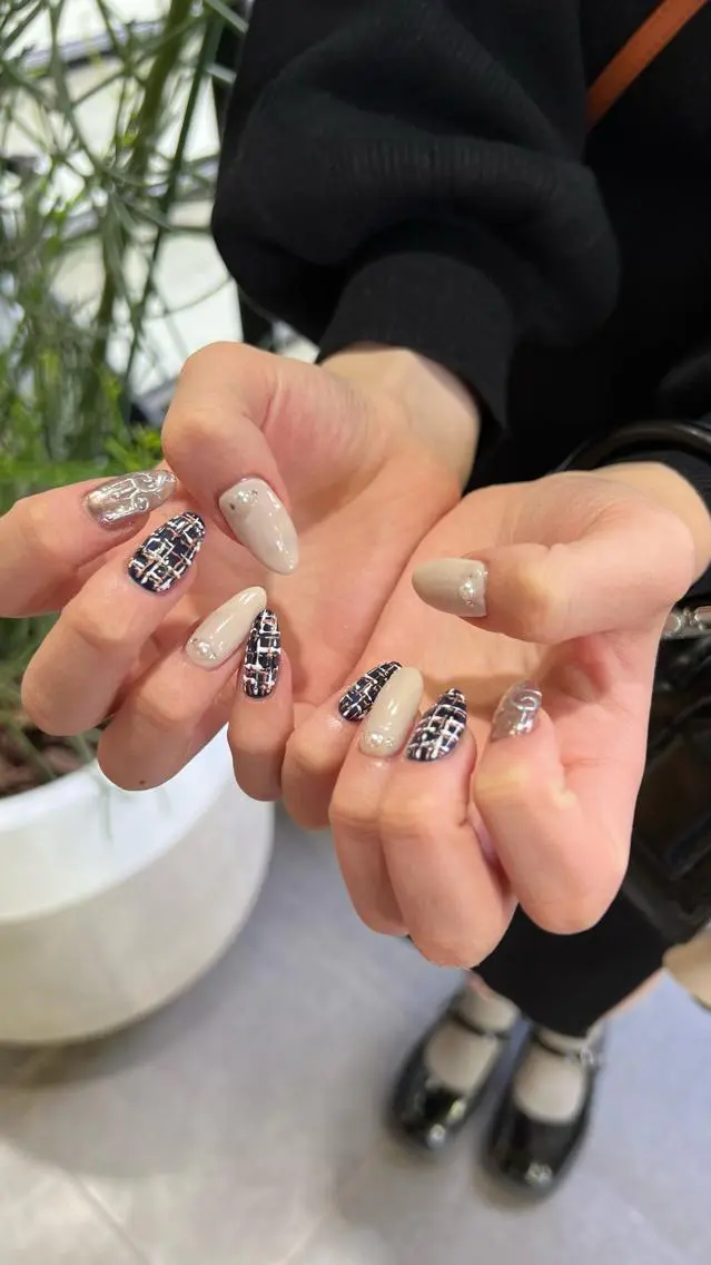 ネイル ハンドネイル 韓国🩶Y2Kネイル 💫くれはのネイルデザイン