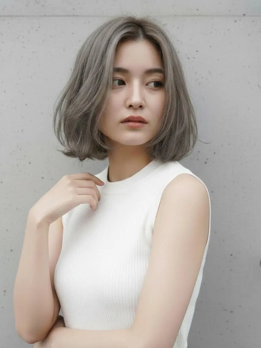 ミディアム カラー 切りっぱなしボブ ベージュカラー ブリーチ ケアブリーチ ボブ ヘアカラー トリートメント 渋谷ハチ公口徒歩3分 🌈ヘアサロンM渋谷のヘアスタイル