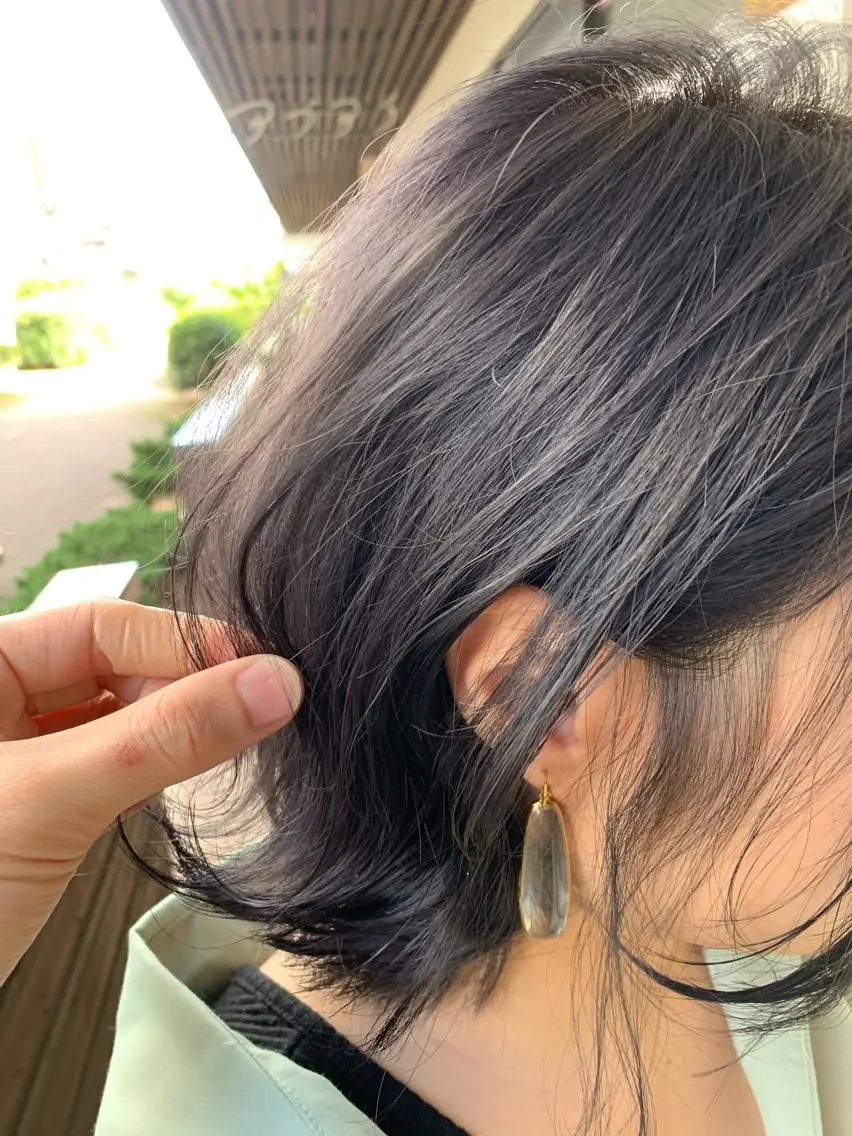 ミディアム カラー 艶髪・酸性ストレート フリツのヘアスタイル