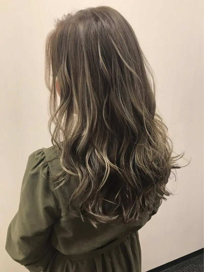 ロング 外国人風カラー ハイライト 城領 直輝のヘアスタイル
