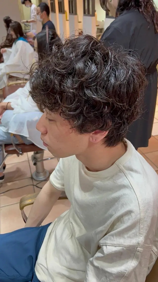 ショート パーマ メンズ カット パーマ トリートメント 朝3分でキマる 村上陸のヘアスタイル