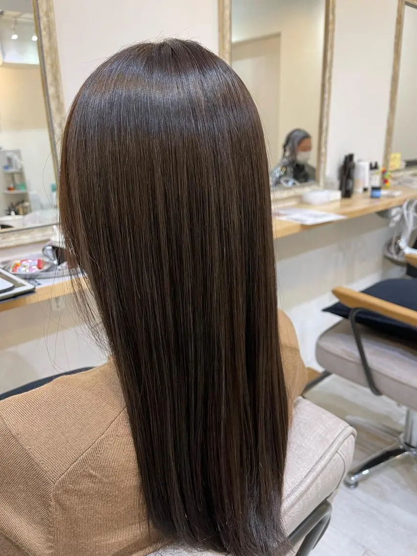 セミロング 髪質改善 カット 縮毛矯正 山本 悟志のヘアスタイル