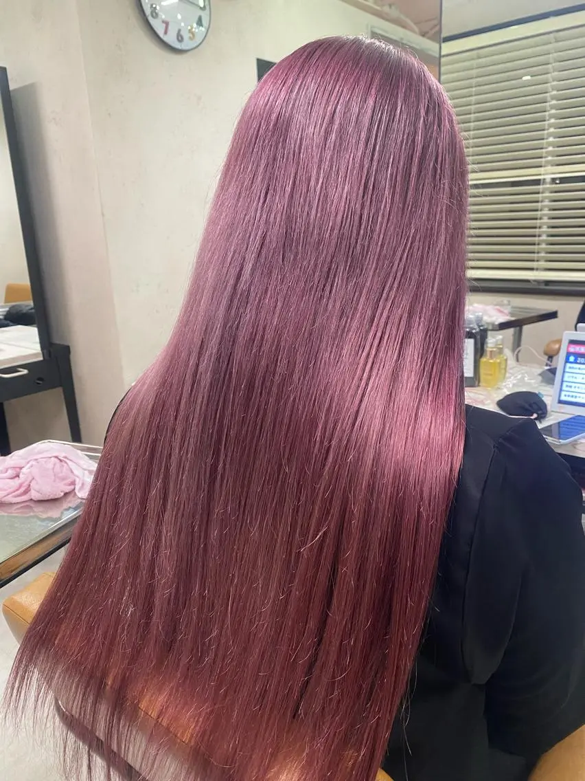 ミディアム カラー ブリーチ ケアブリーチ イルミナカラー 脱！黒髪 ダブルカラー【上野】のヘアスタイル