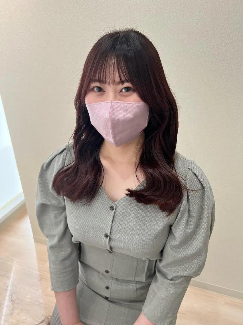 セミロング カラー エギョモリ 外国人対応 佐久間のヘアスタイル
