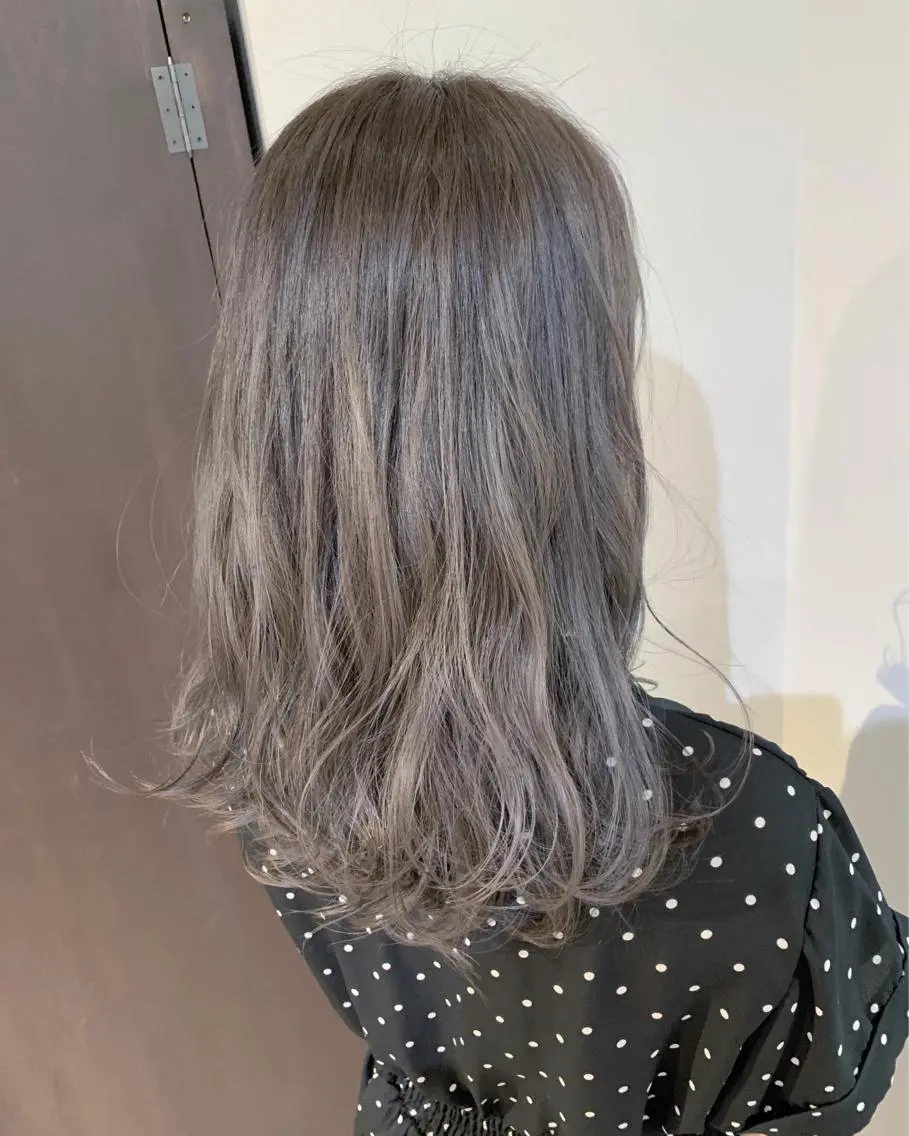 セミロング カラー グレージュ カット ヘアカラー トリートメント ヘッドスパ TOPstylist ✂️フセケイタ✂️のヘアスタイル