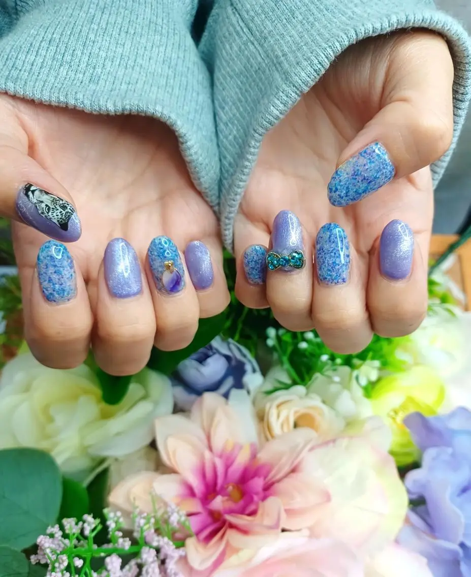 ネイル ジェルネイル ストーンネイル Chianti Nailのネイルデザイン
