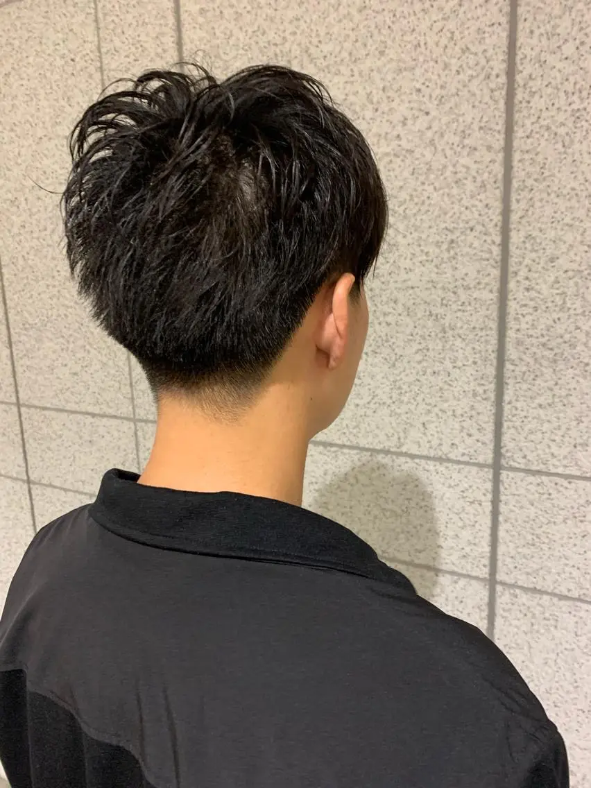ショート ショートヘア 山内 敢史のヘアスタイル