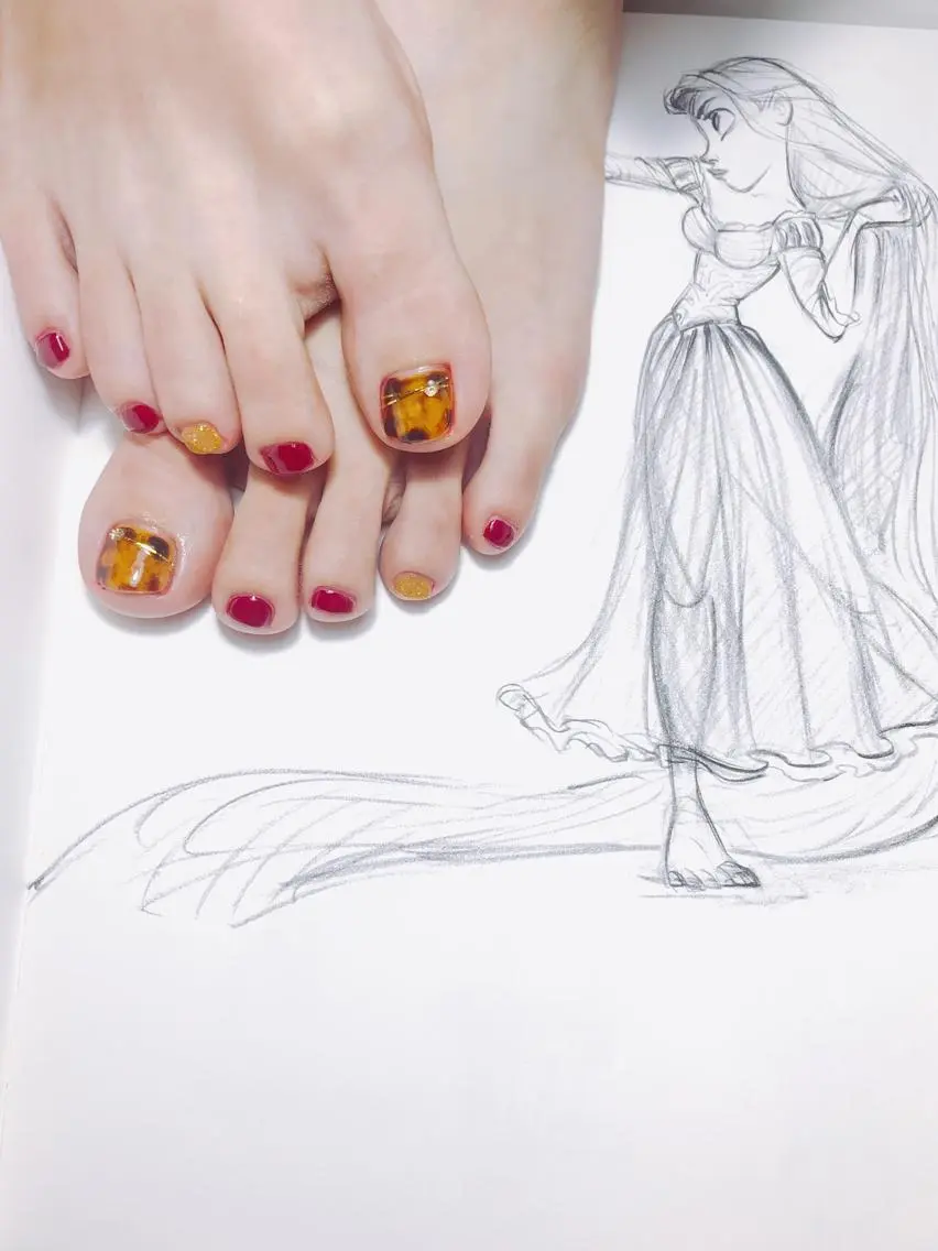ネイル べっ甲ネイル フットネイル owlnail /持込みデザイン専門のネイルデザイン
