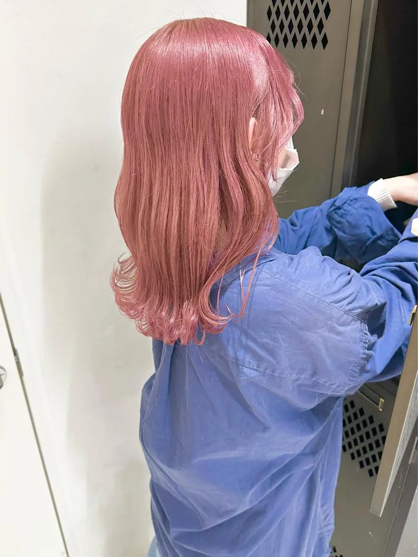 ミディアム カラー ヘアカラー トリートメント ヘッドスパ ヘアセット kai .のヘアスタイル