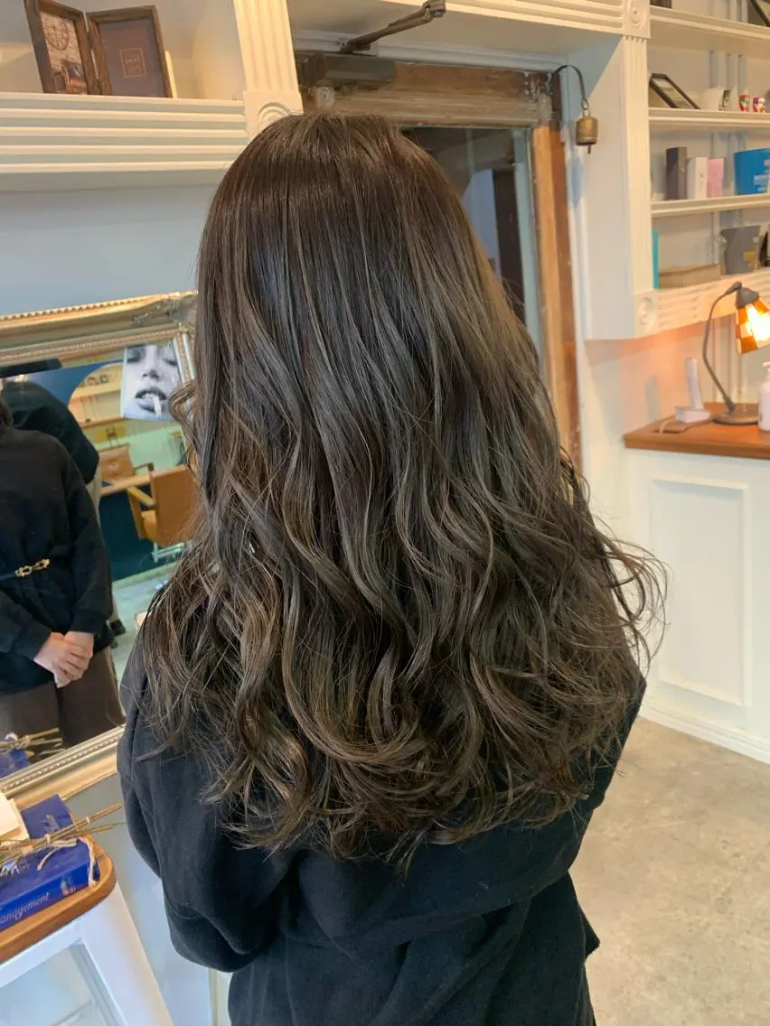 セミロング カット ヘアカラー トリートメント ヘッドスパ ヘアセット 大宮/山口 竣也のヘアスタイル