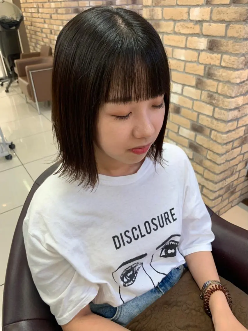 ミディアム 羽エクステ🪽 🤍まき🤍のヘアスタイル