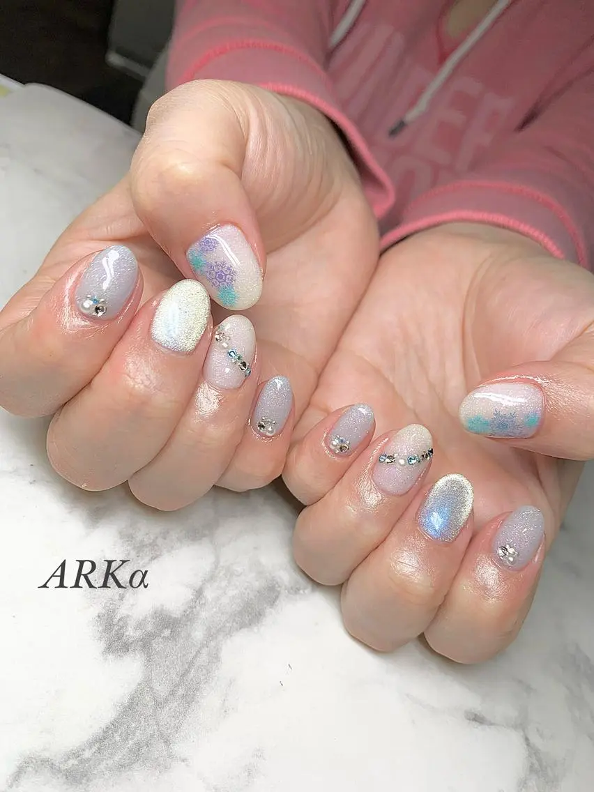 ミディアム ネイル マグネットネイル ハンドネイル Nailsalon ARKαのネイルデザイン