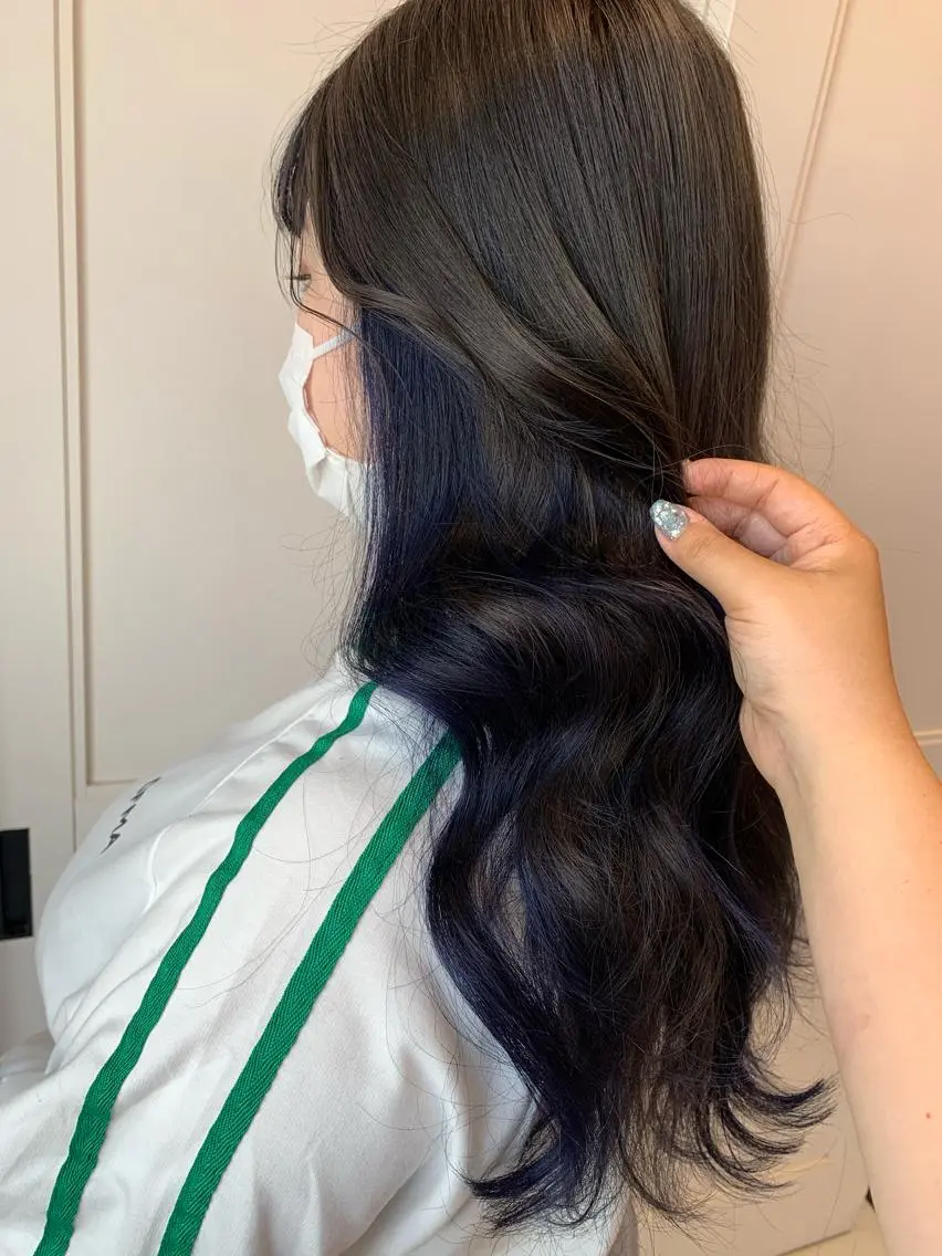 ロング 坂 瑞希のヘアスタイル