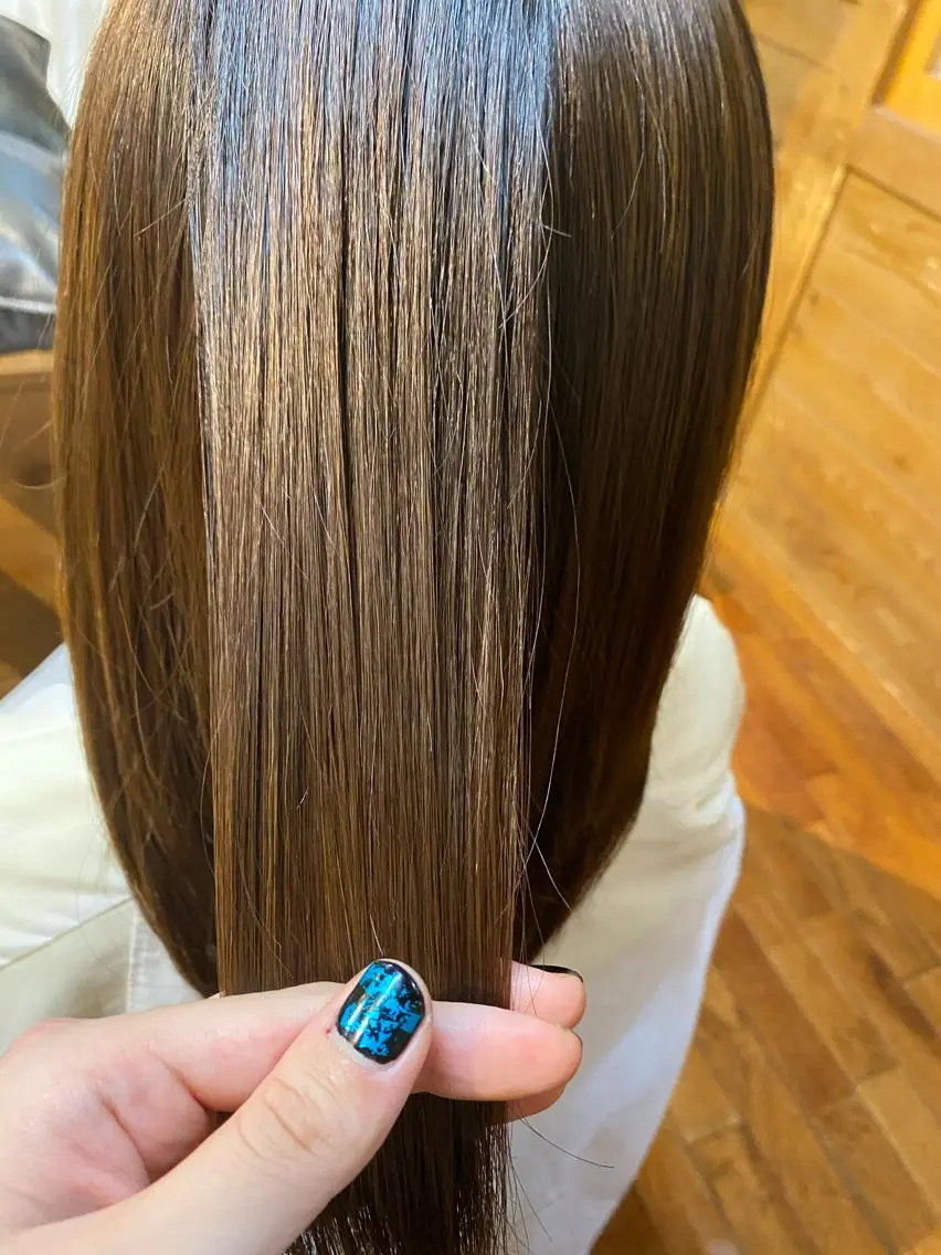 カラー ベージュカラー 氷見 早祐香のヘアスタイル