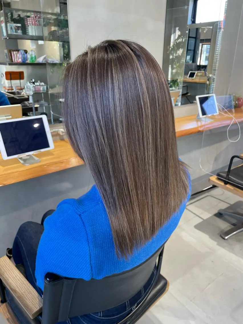 ロング カラー Nikiita リコのヘアスタイル