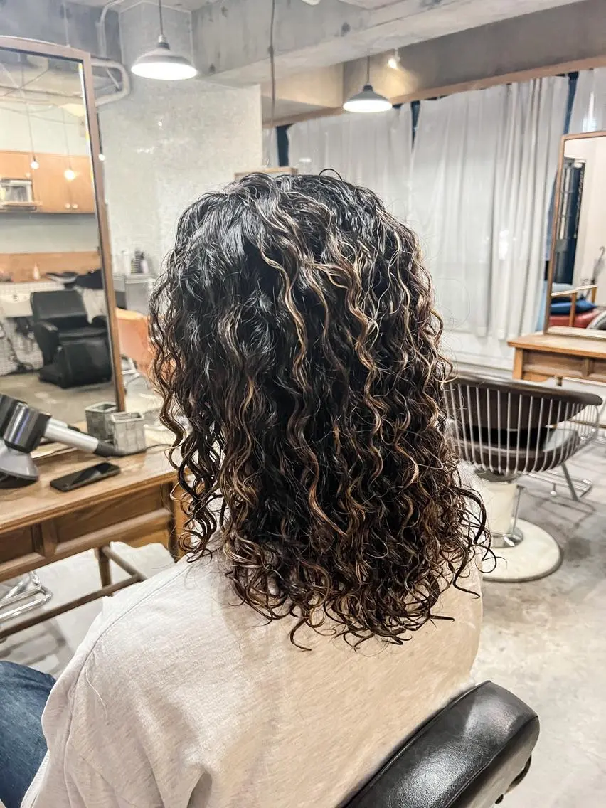 パーマ ツイストスパイラルパーマ スパイラルパーマ レイヤーパーマ＊ NOBUのヘアスタイル