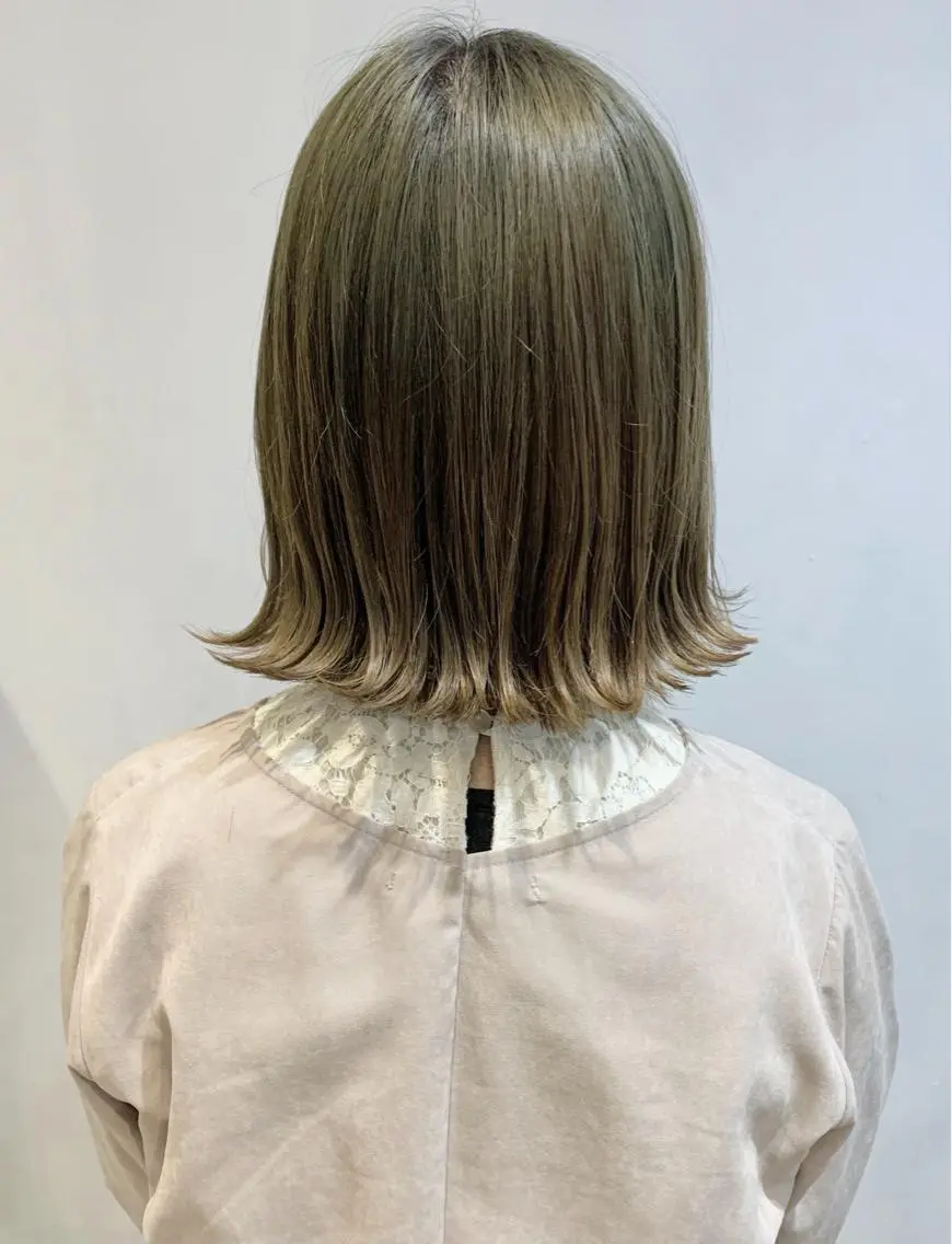 ミディアム カラー 明治神宮前 NANAMIのヘアスタイル