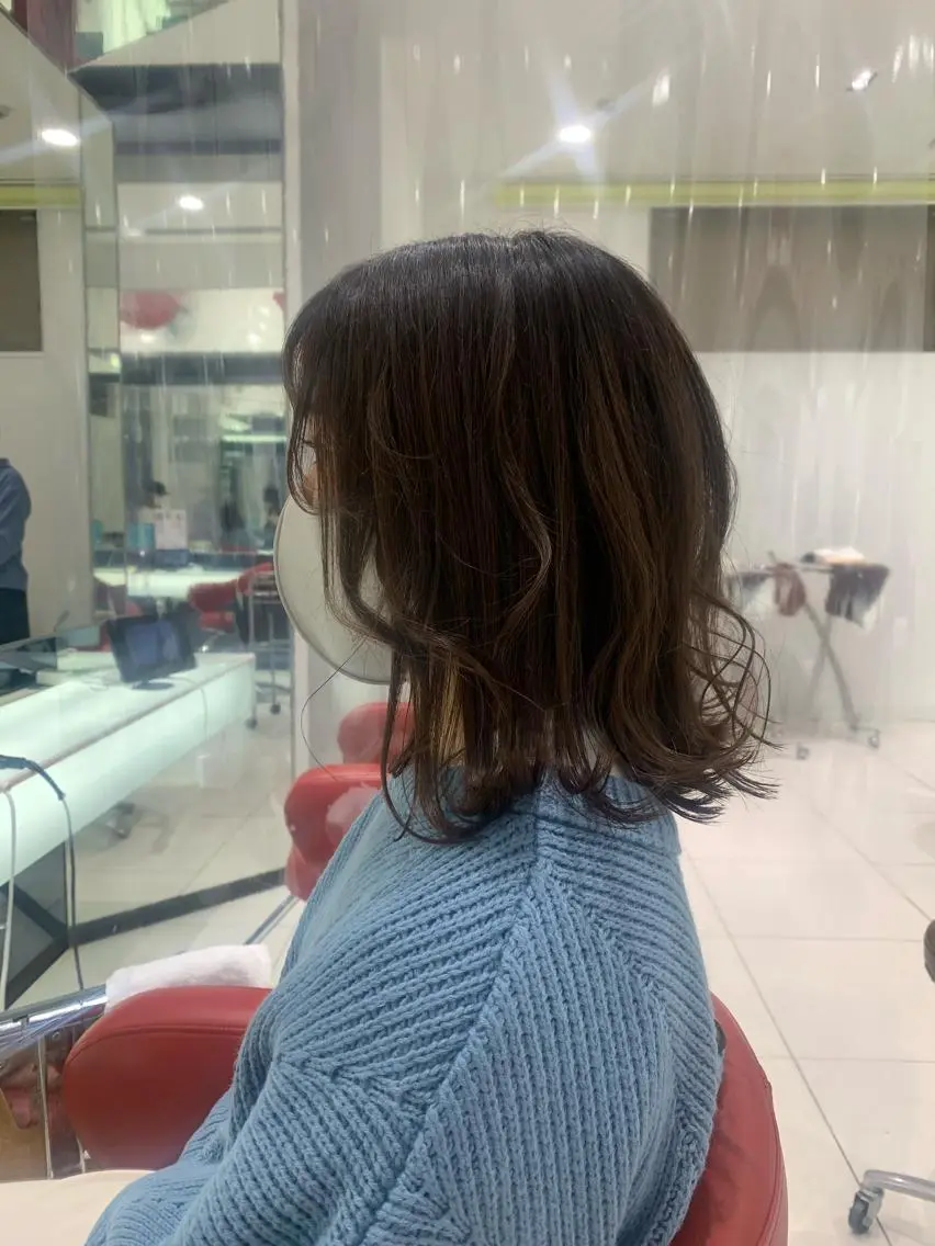 ミディアム 立山 綾華のヘアスタイル
