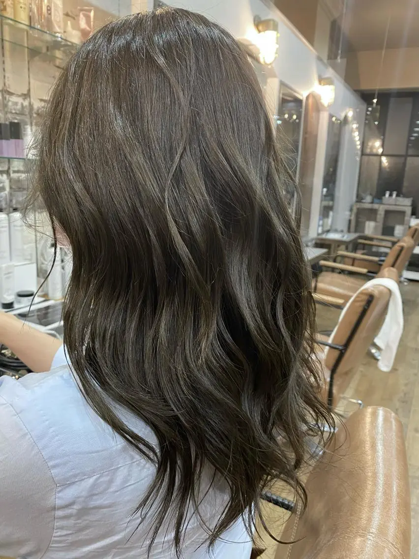 ロング カット ヘアカラー トリートメント 特殊カラー特化 ✂️SHIAN フジのヘアスタイル