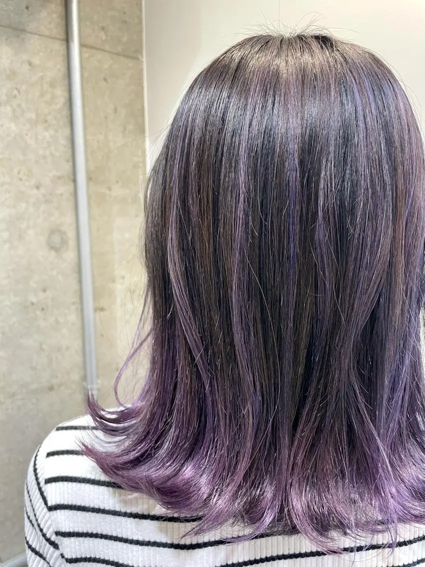 ミディアム カラー ヘアカラー ハイライトが 得意なニキです😊のヘアスタイル