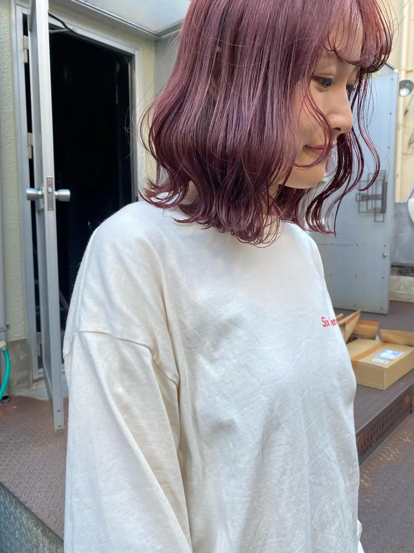ミディアム カラー パーマ ヘアアレンジ ネイル マツエク・マツパ 🫧umu.🫧韓国 /レイヤー/ハッシュのヘアスタイル