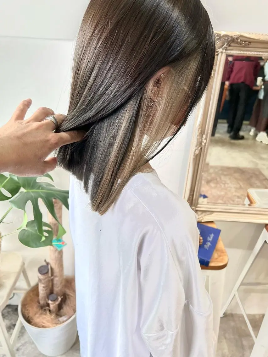 ミディアム カラー ヘアアレンジ ベージュカラー インナーカラー ヘアカラー トリートメント ヘアセット 大宮/山口 竣也のヘアスタイル