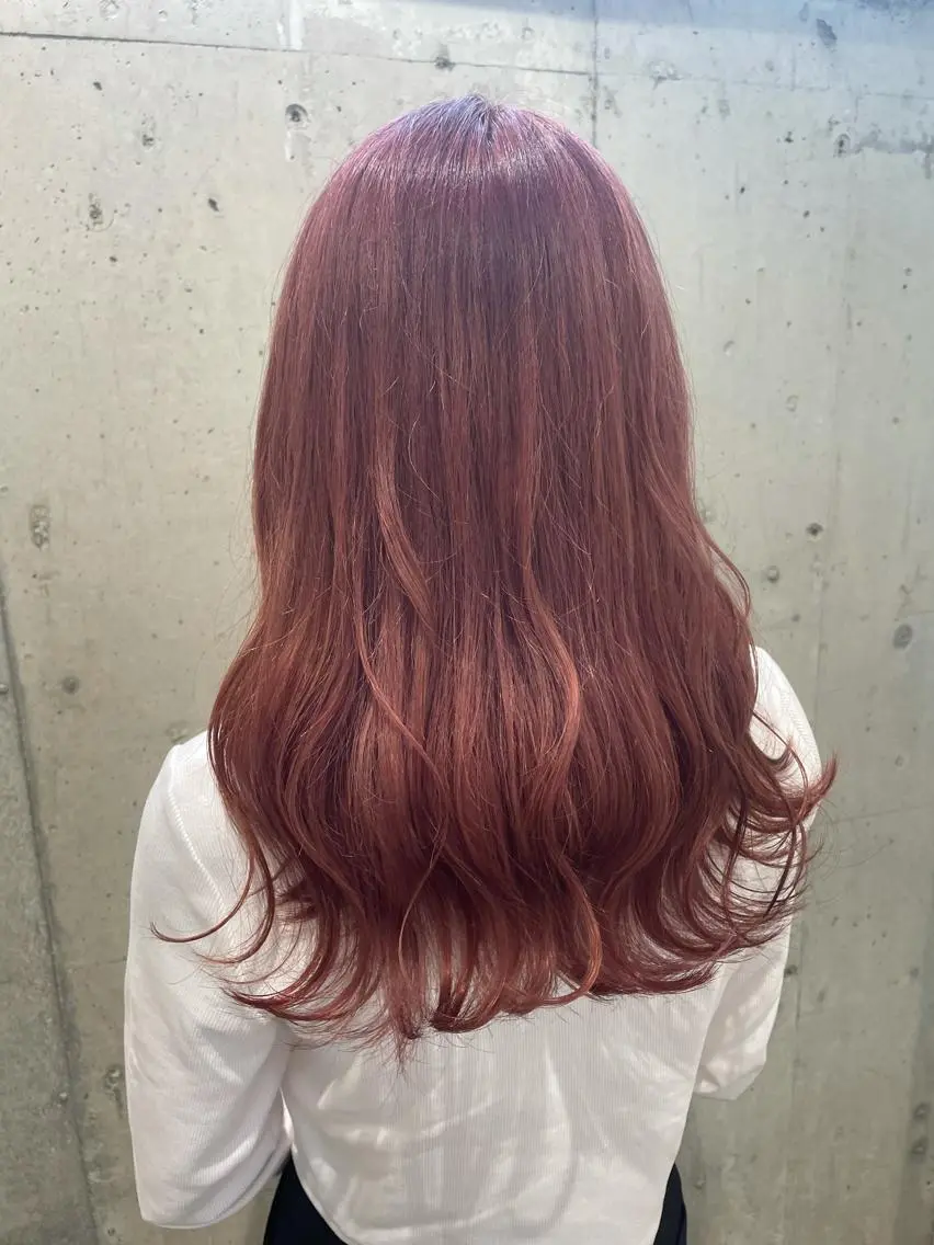 セミロング カラー ヘアカラー トリートメント 山本 愛永のヘアスタイル