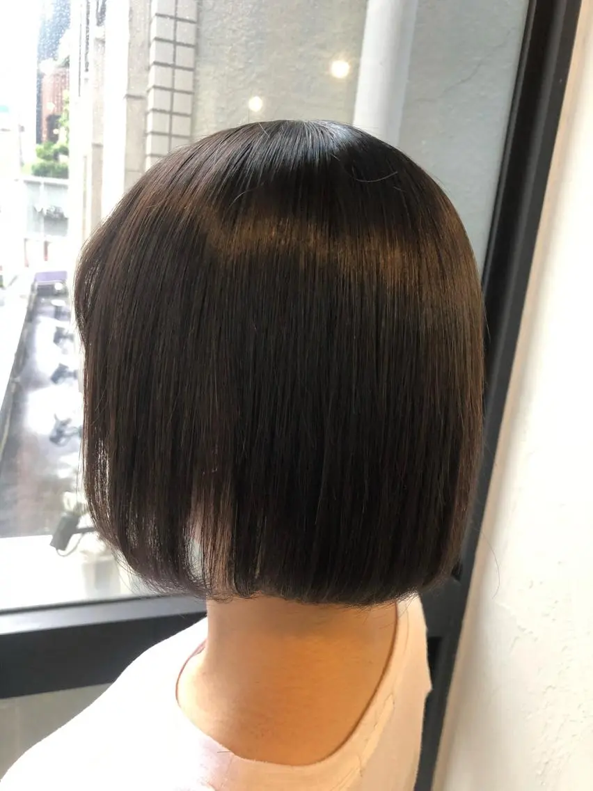 ショート カラー 髪質改善&ブリーチ 伊勢 祐一郎のヘアスタイル
