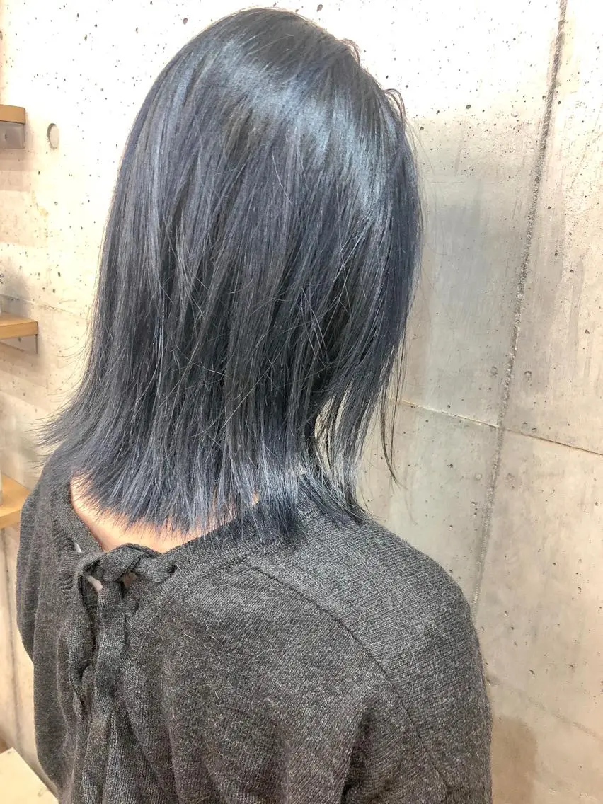 ミディアム カラー ブルーカラー ブルージュ センスをお届けします 大谷将生infpのヘアスタイル