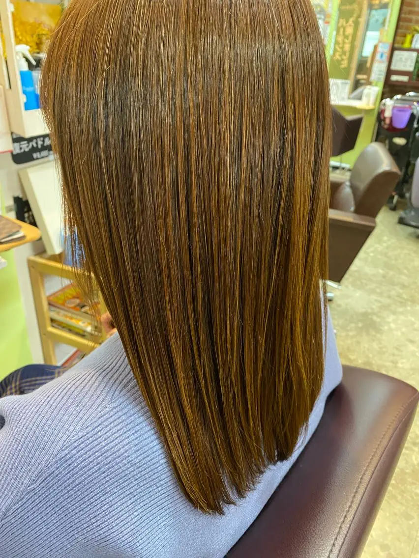 セミロング カラー 髪質改善 トリートメント 松 下のヘアスタイル