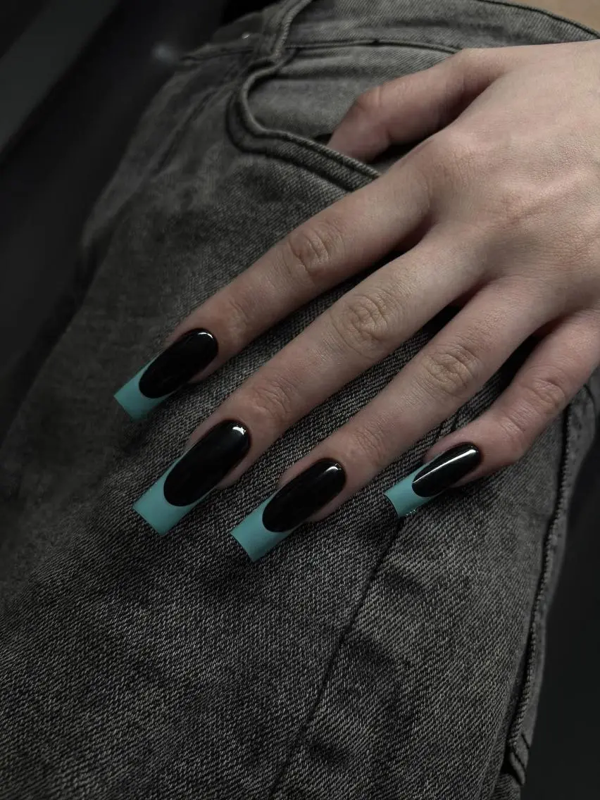 ネイル ハンドネイル H-nail ロング/3D/Y2Kのネイルデザイン