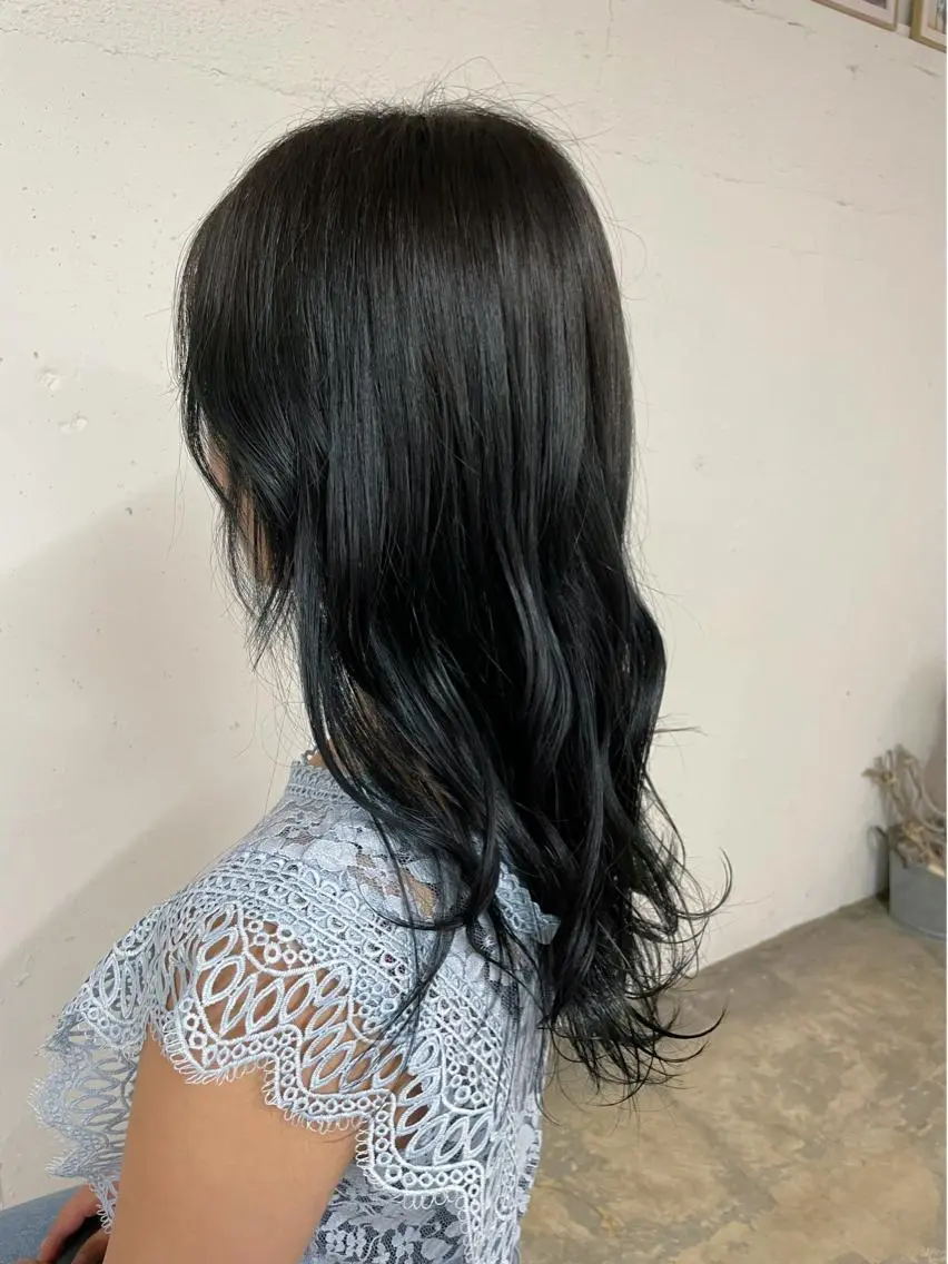 カラー 廣元 早紀のヘアスタイル