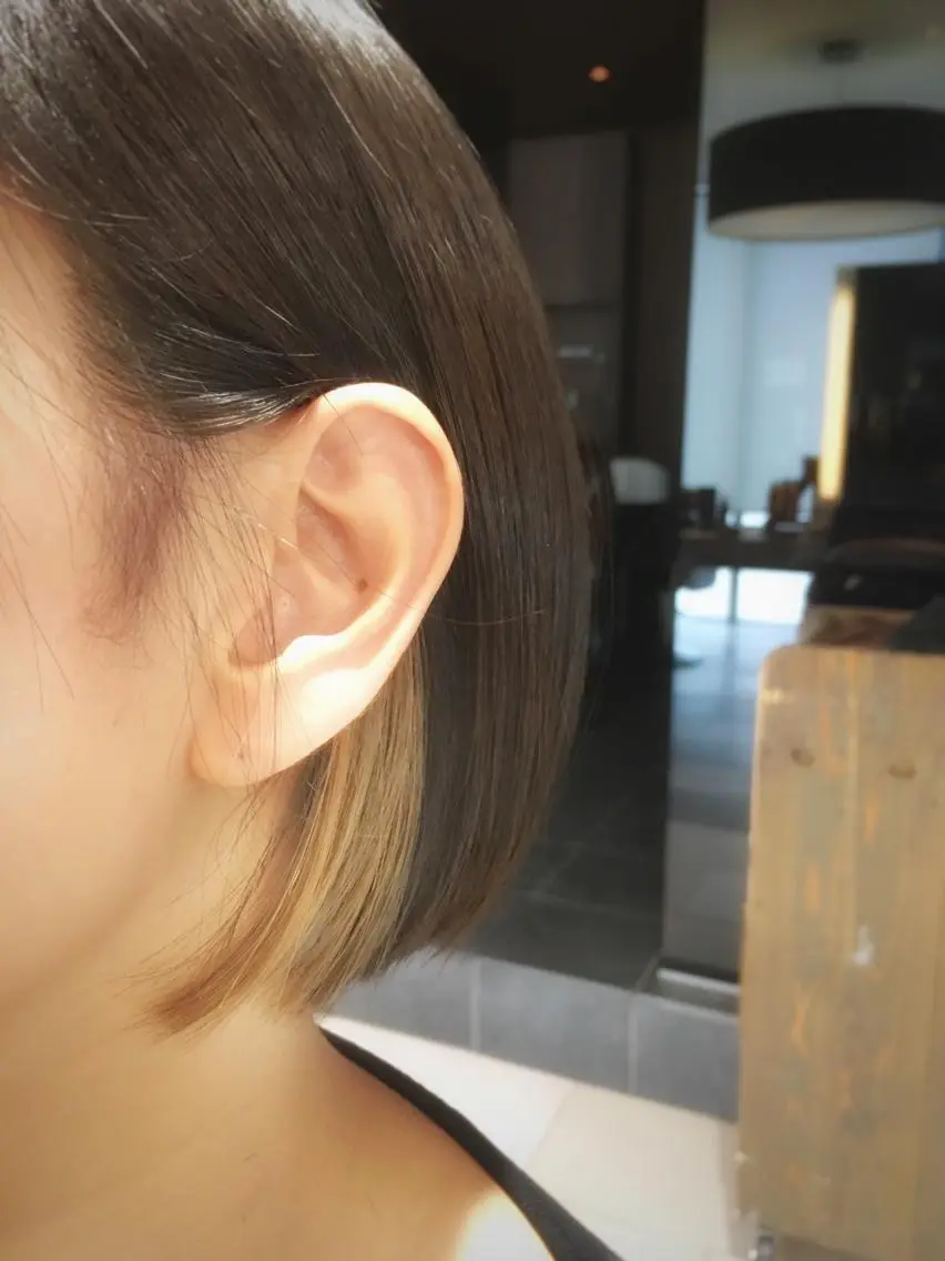 ミディアム カラー ヘアカラー 宮内 真乃のヘアスタイル