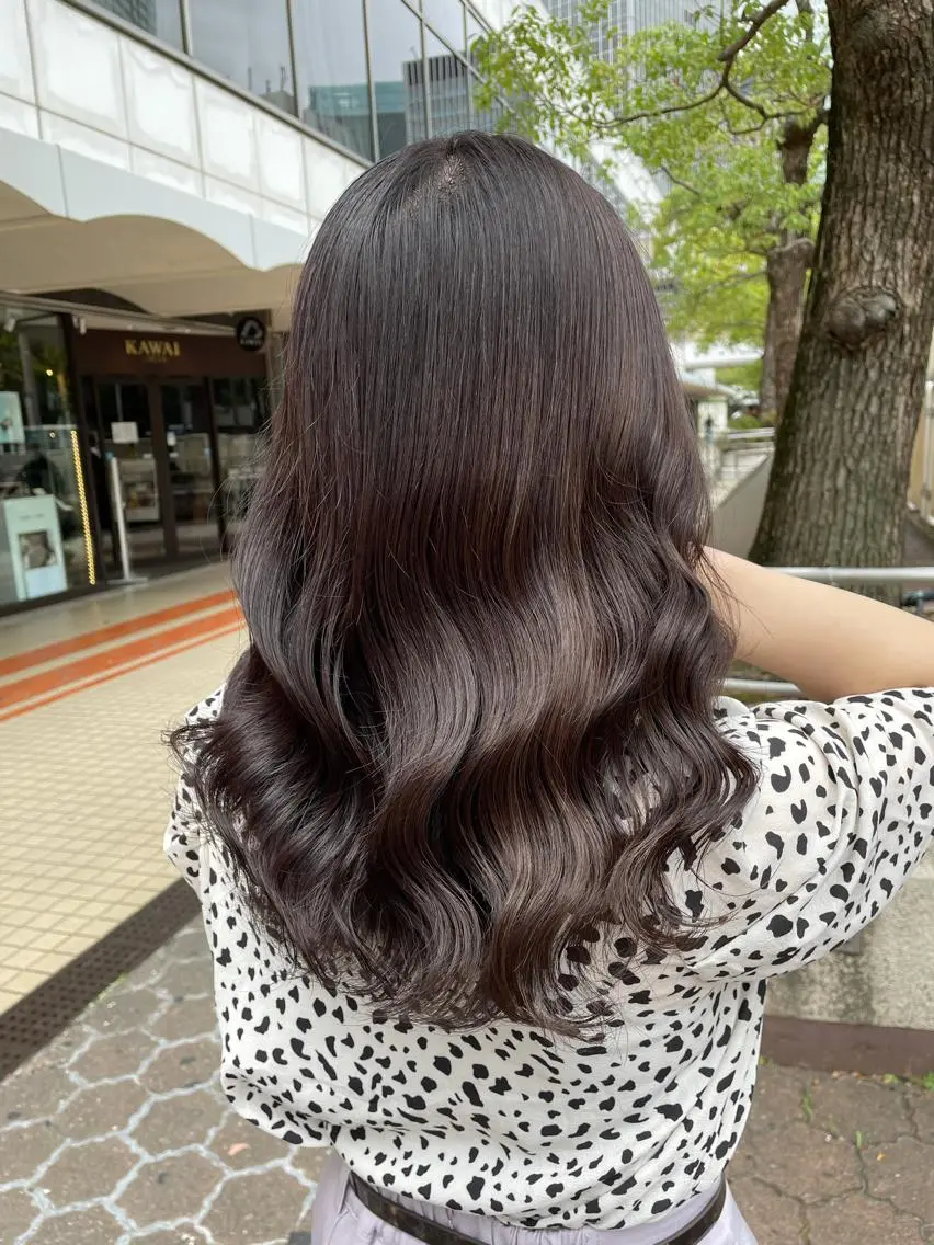 セミロング 透明感カラー🇰🇷 レイヤー✨桑原　研太のヘアスタイル