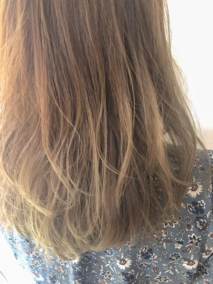 セミロング カラー カット ヘアカラー トリートメント 韓国hair ·͜· watanabeのヘアスタイル