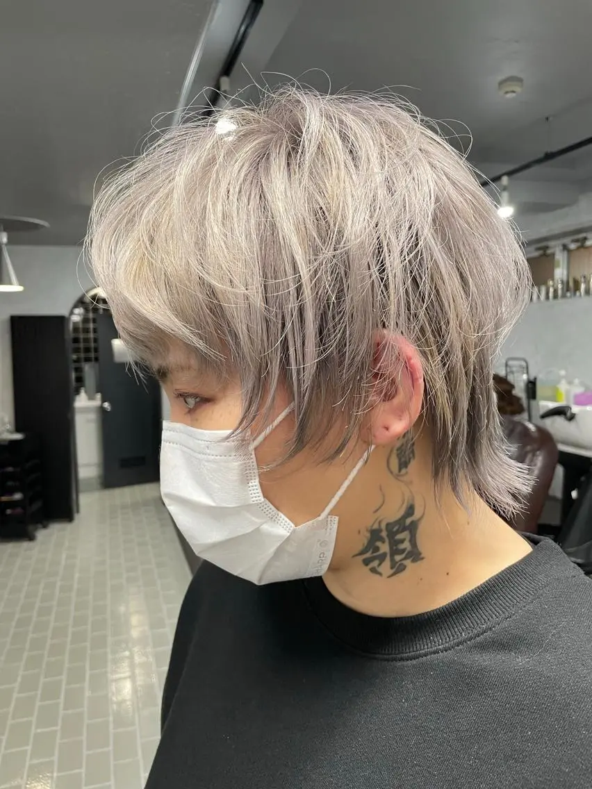 ショート カット ヘアカラー 髪質改善ayame 横山諒のヘアスタイル