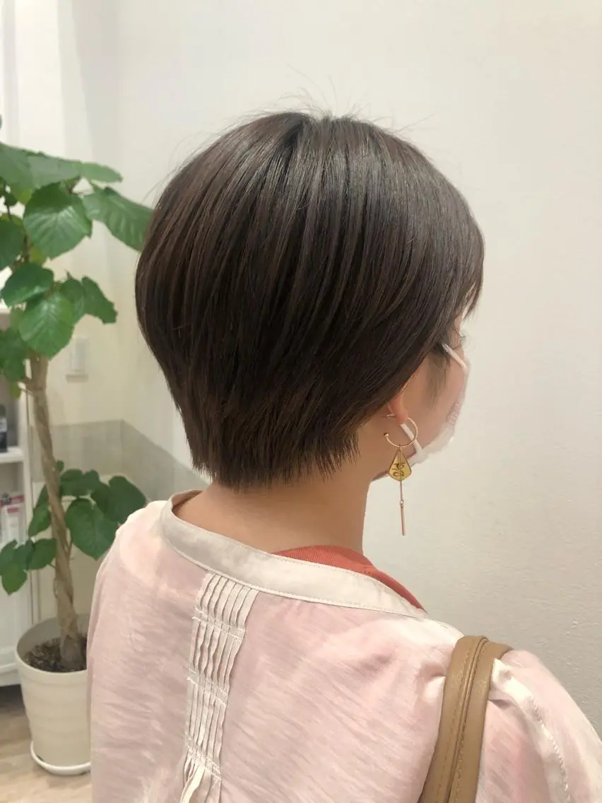 ショート ショートヘア メンズパーマ、カラー 大募集村上莉奈のヘアスタイル