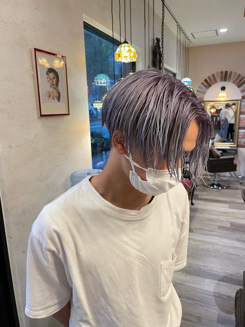 カラー メンズ メンズハイトーン ハイトーンカラー マツノ ユウキのヘアスタイル