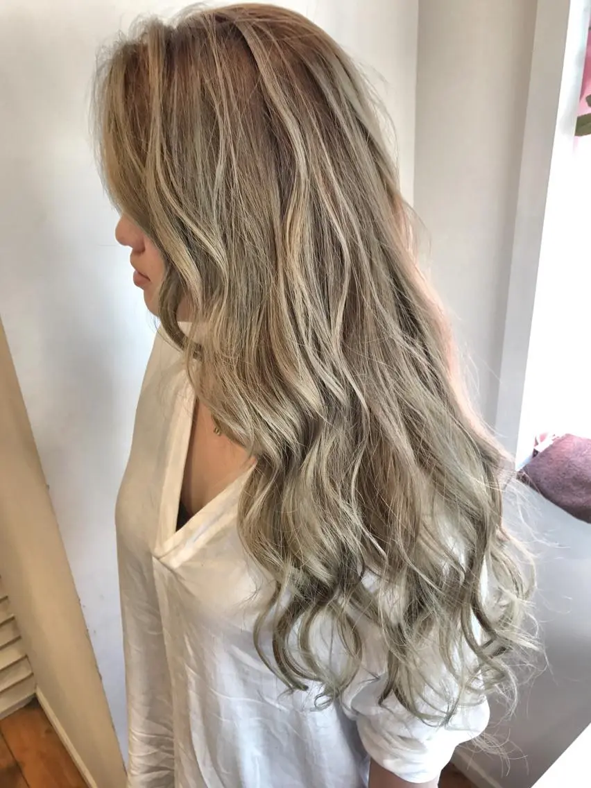 ロング カラー TAKAHASHI LEAPSのヘアスタイル
