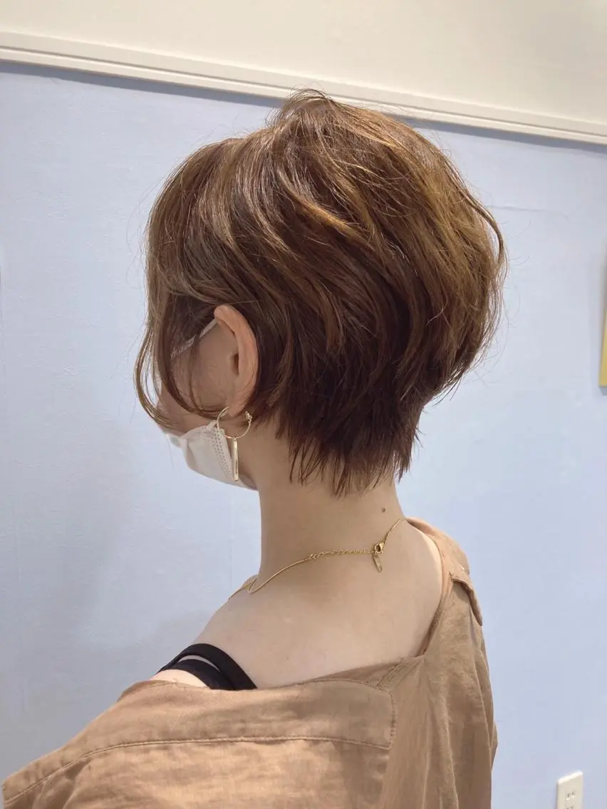 ショート 大澤 唯のヘアスタイル