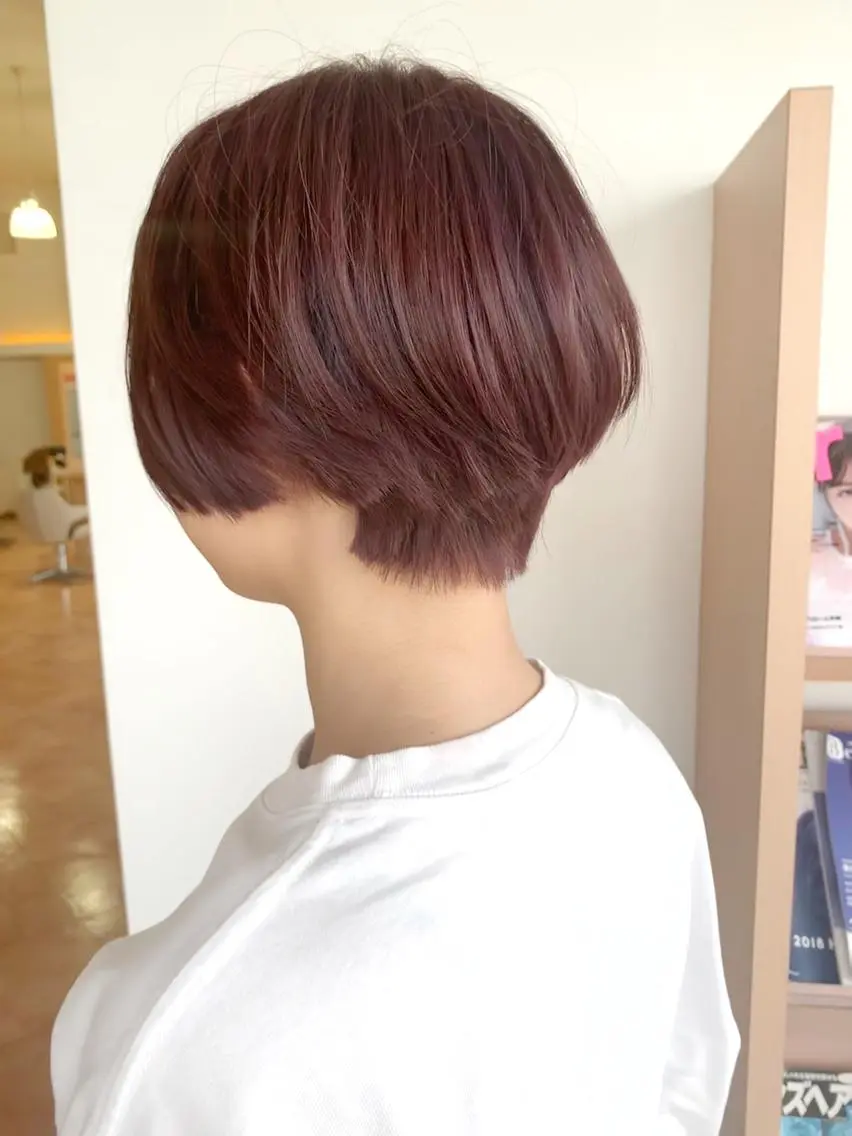 ショート アッシュ パープルカラー ヘアカラー トリートメント karen ☺︎のヘアスタイル